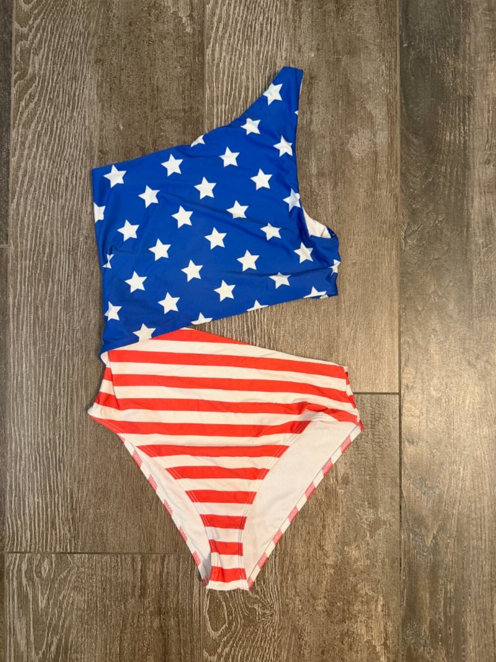 Beach Riot Stars and Stripes one piece size small - Picture 2 of 2